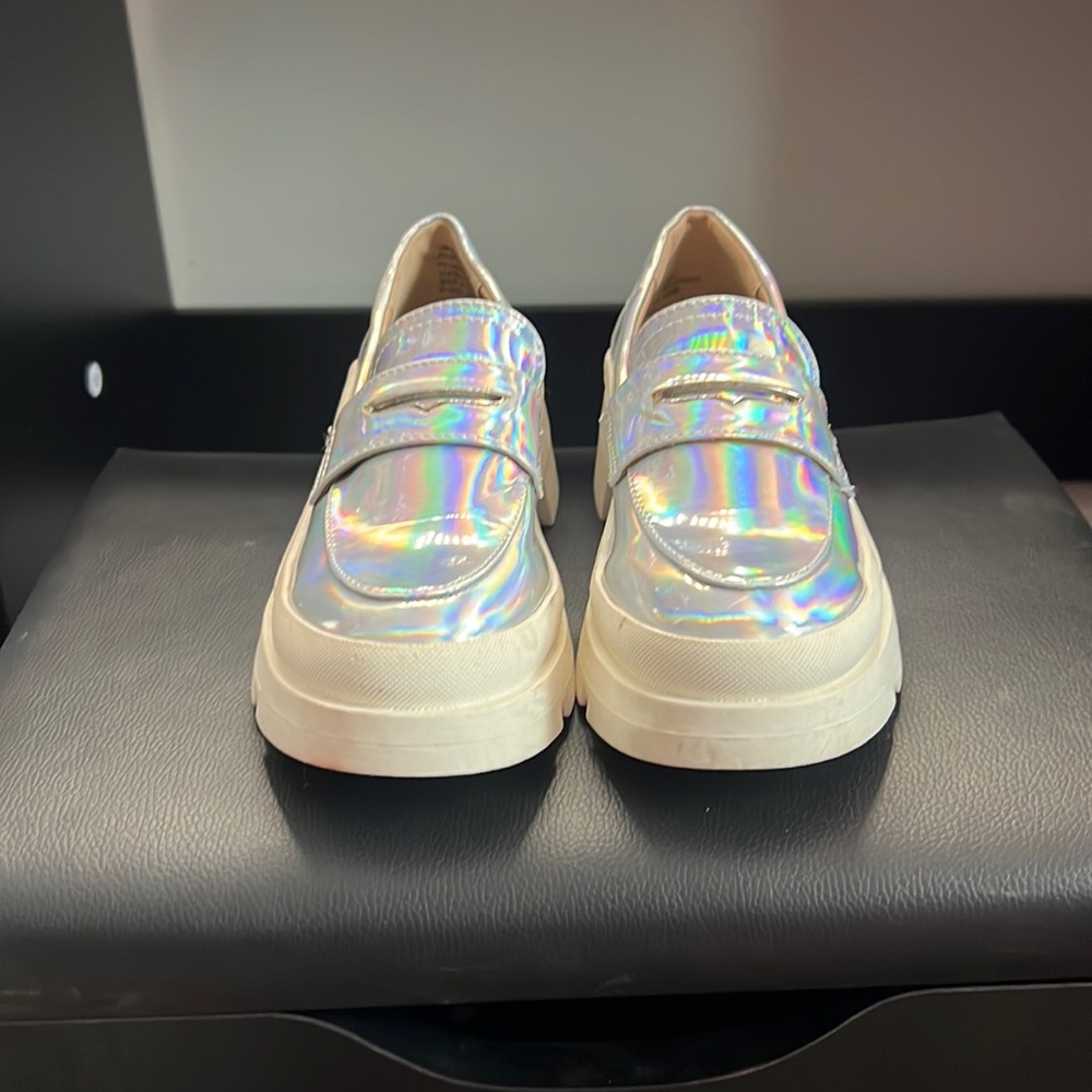 Little girl Steve Madden platforms